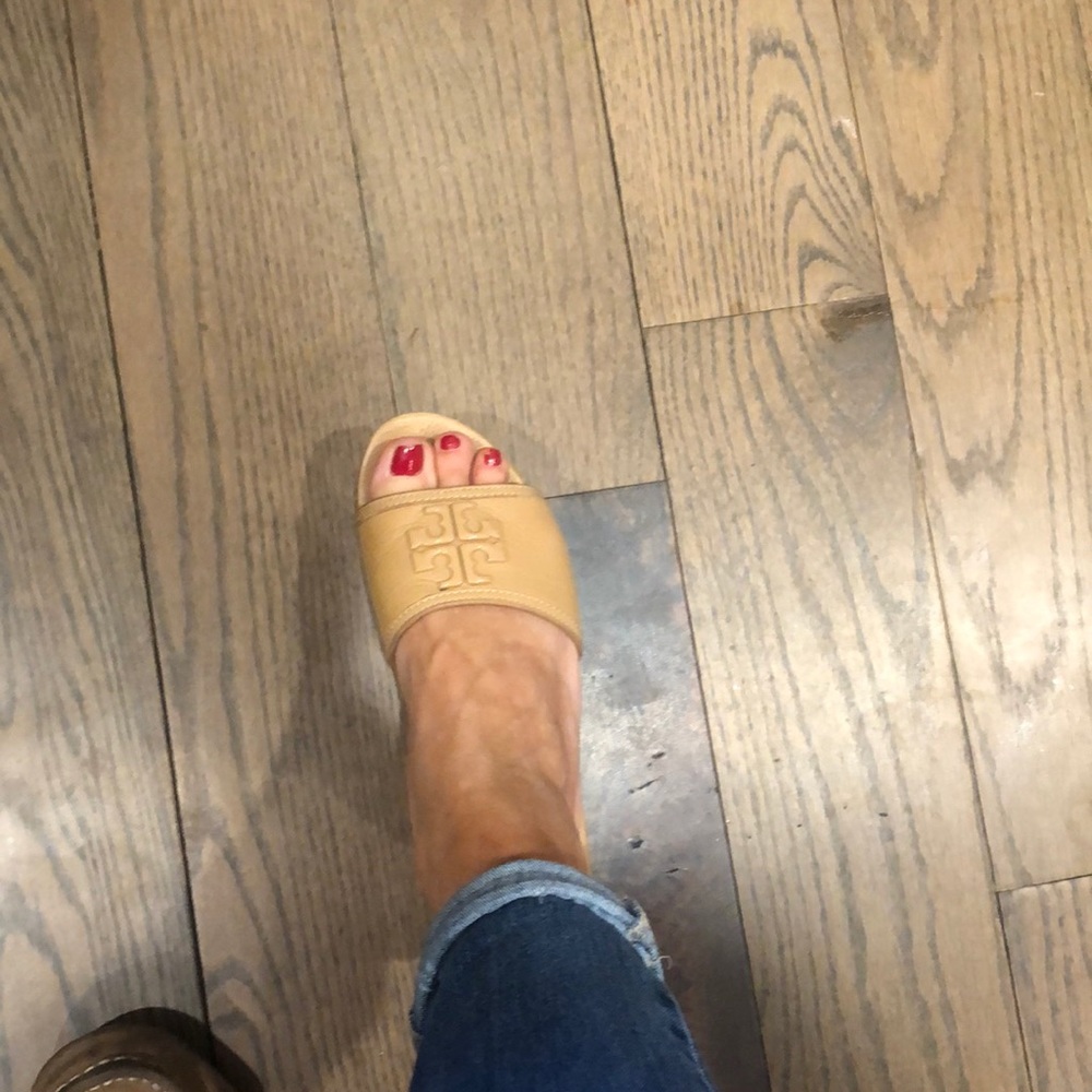 Tory Burch Wedge Logo Sandal 8.5